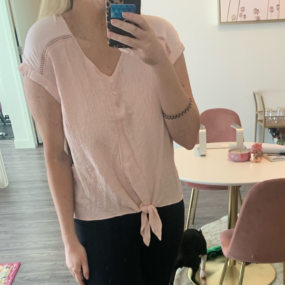 Pink top - Picture 3 of 9